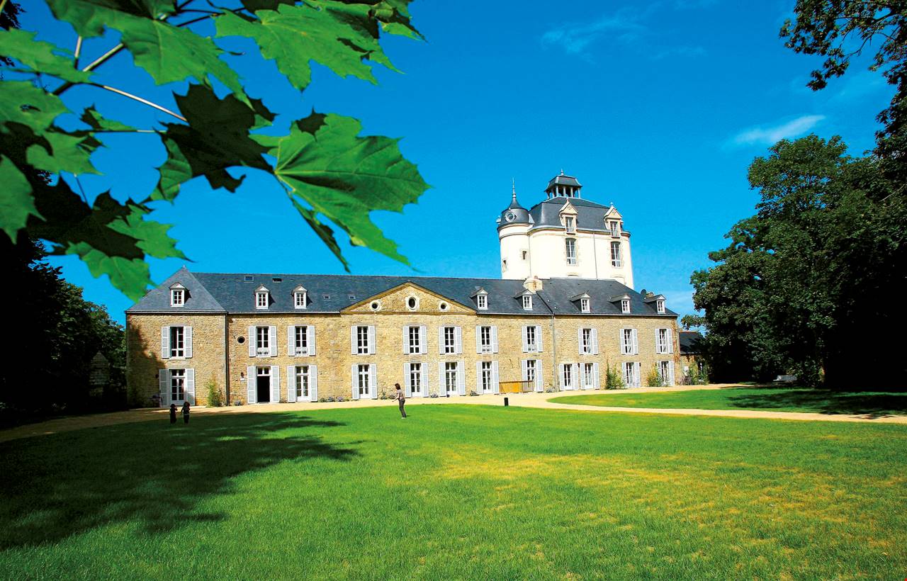 chateau de keraveon bretagne